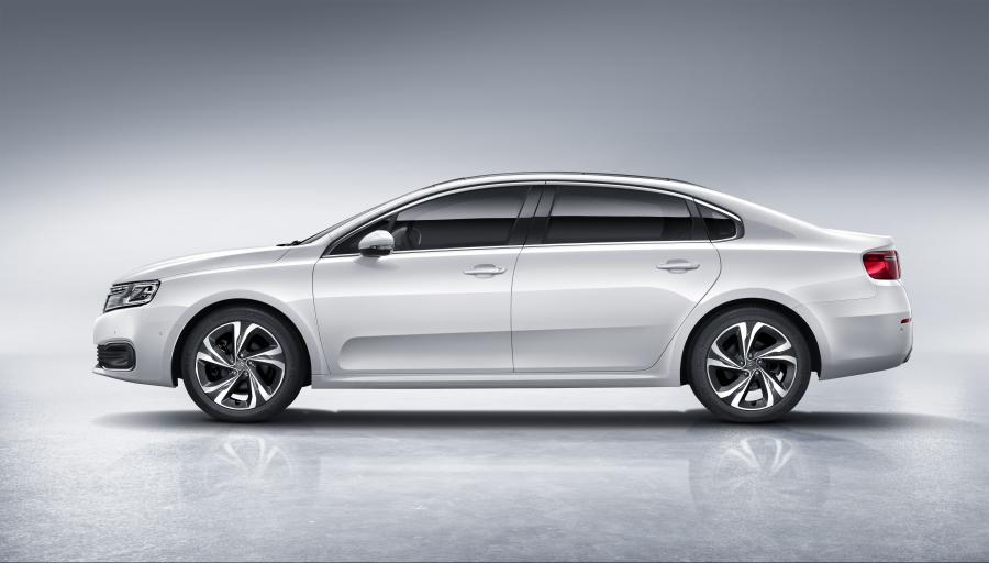  Citroen C6 2016 года  (фото 13 из 39)